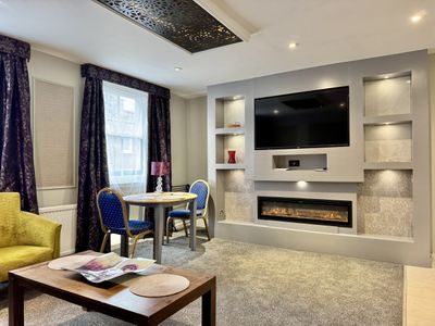 3 Bed/3.5 Bath Brand New Duplex, AC, Marylebone