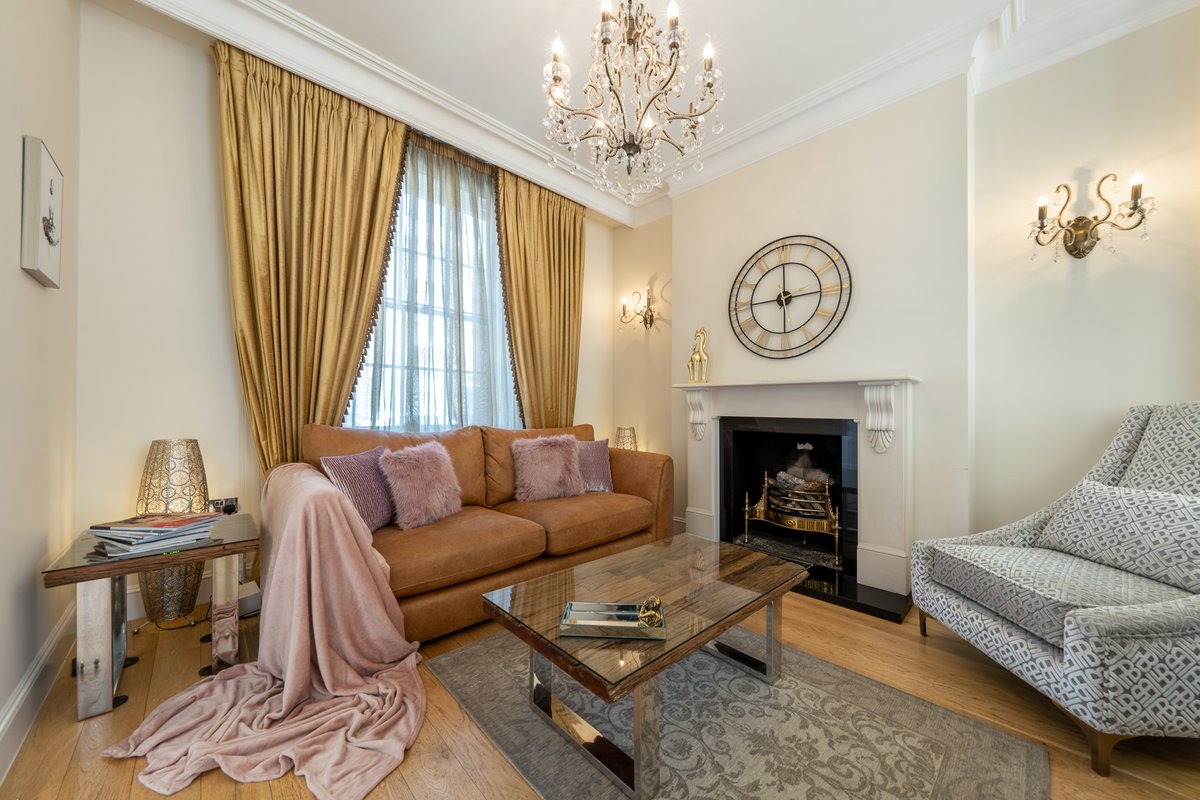 Luxury 4 bedroom house in Knightsbridge belgravia