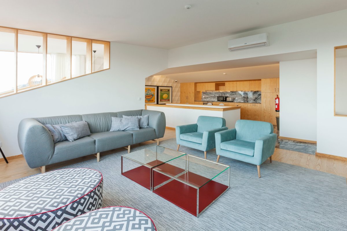 Bright and Arty Apartment