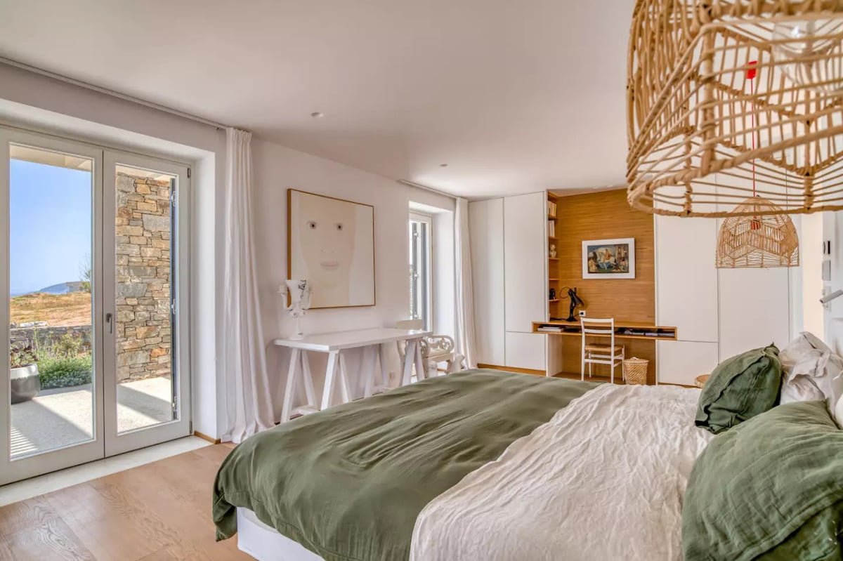 Villa Nisos gallery image 3