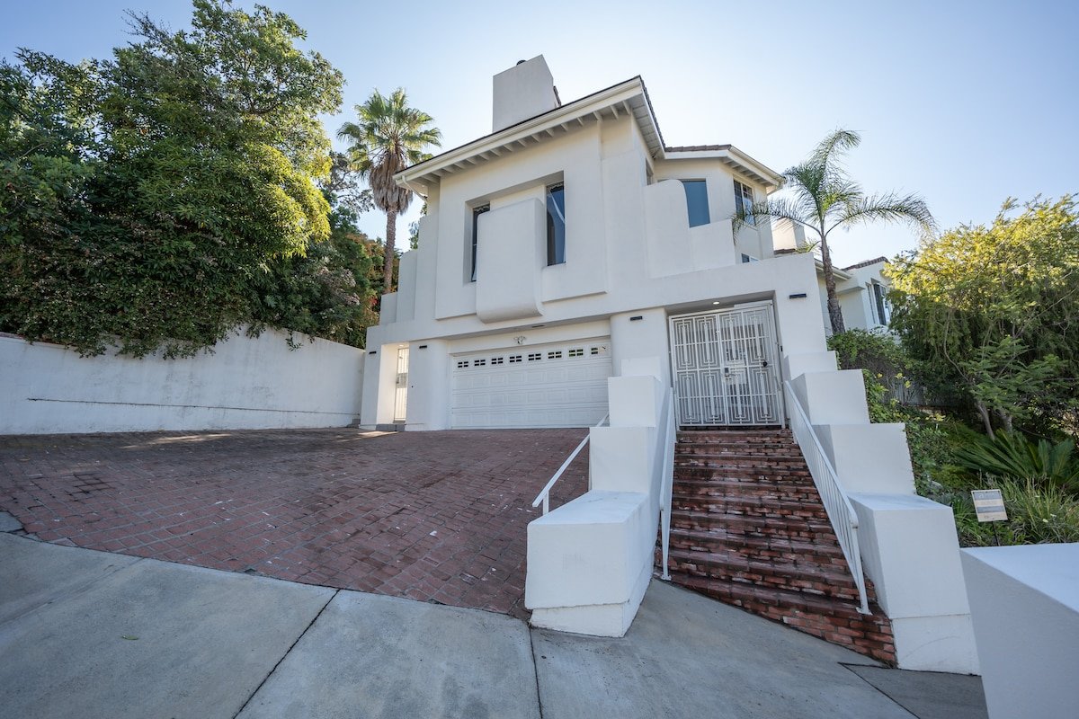 Mt. Olympus Paradise gallery image 2