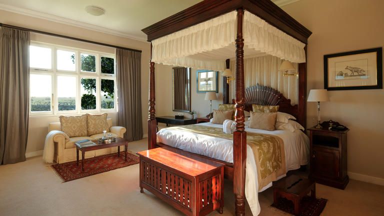 Founders Lodge by Mantis Master Suite