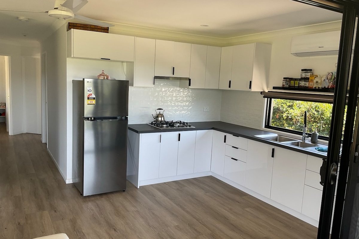 All New Cabin 6 gallery image 5