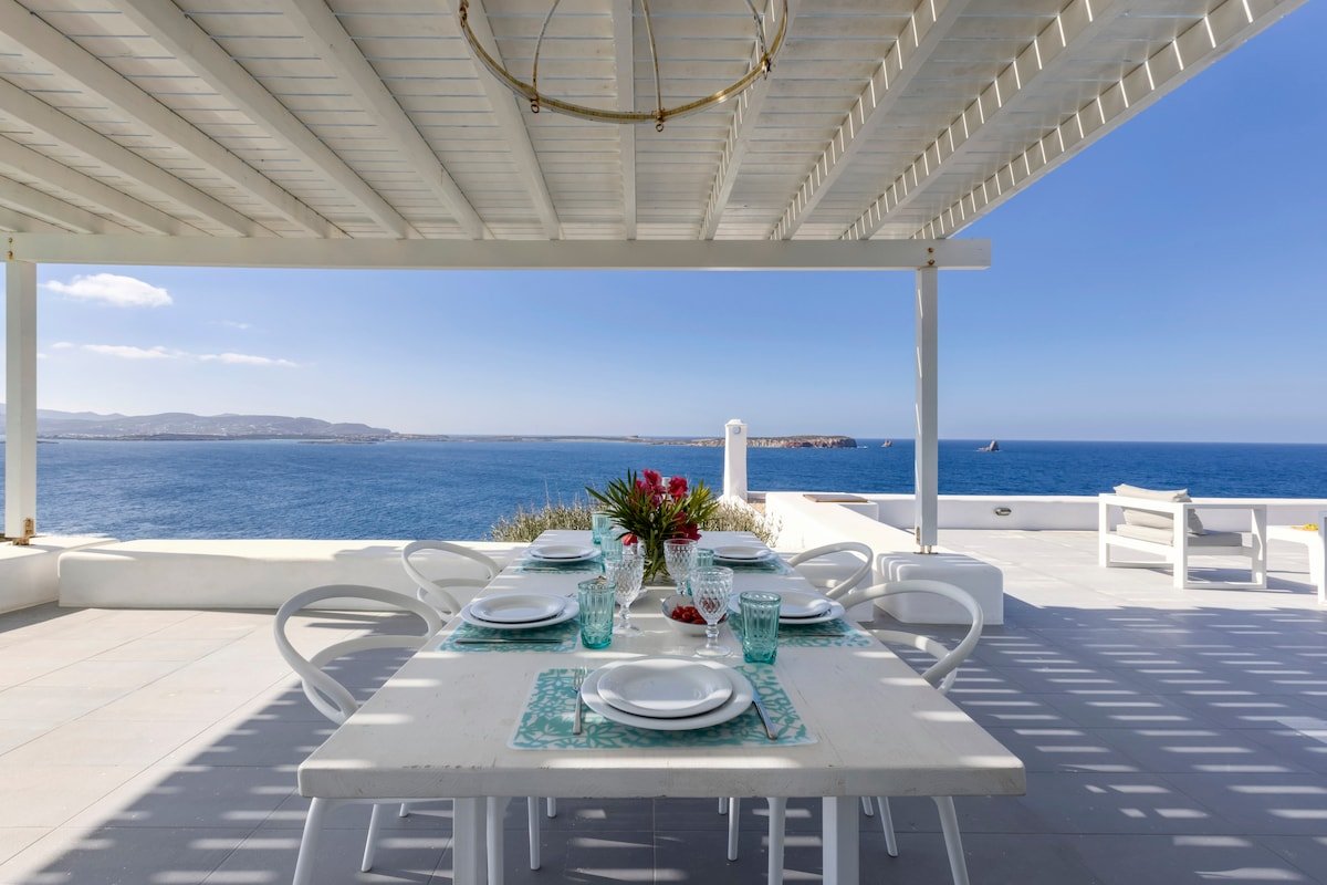 Thea Villas Paros, Villa Turquoise, private pool gallery image 3