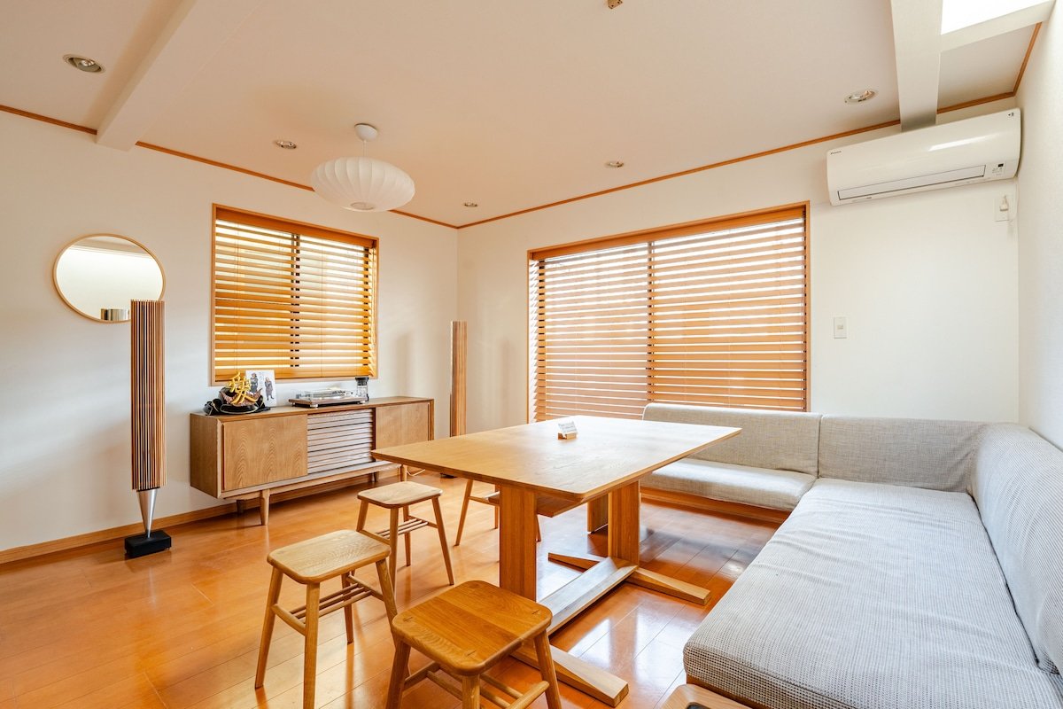 【渋谷駅徒歩10分】一棟まるごと貸し切り/5部屋/11人まで/浴室2/無料駐車場 gallery image 3