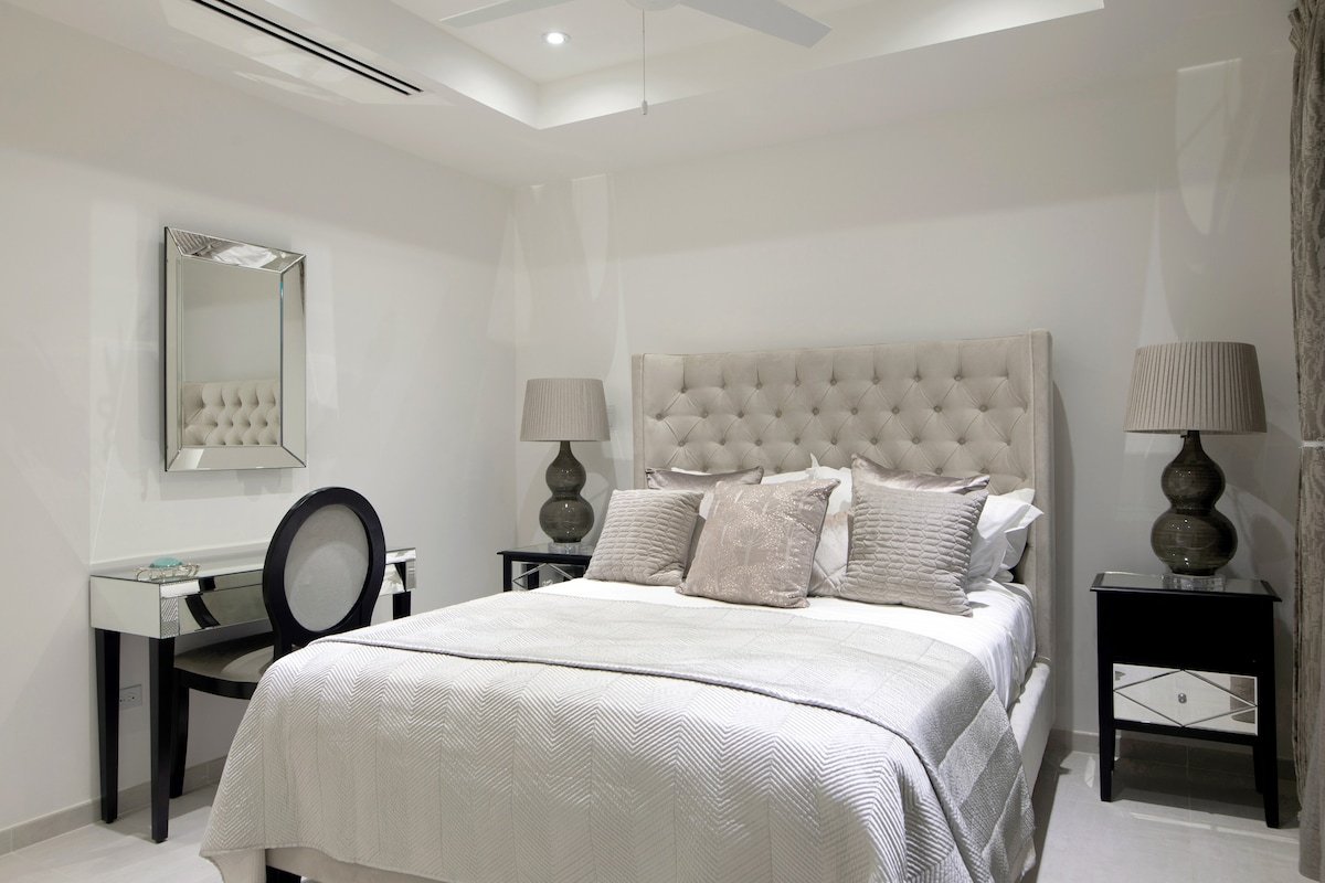 The Villa at St. James gallery image 5