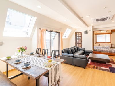 3-min walk from station! 143㎡ duplex luxury house!