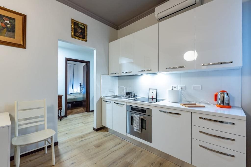 ama’s apartment gallery image 2