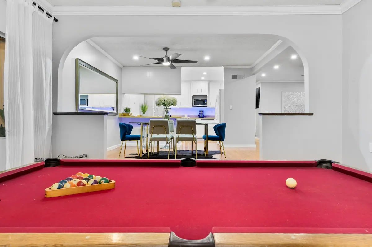 Massive 5BR Resort Style Retreat with Heated Pool gallery image 3