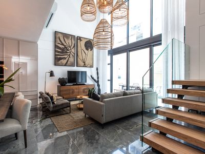 Upmarket Duplex Unit in the Heart of Sea Point (1)