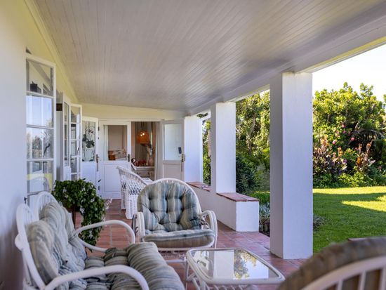 Patio - Room