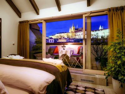 4BR+2BATH 5★PRESIDENTS by Prague Castle,V!EWS, A/C
