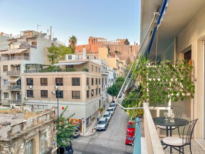 Platinum Acropolis View – 3 BD Apartment