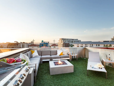 TuCasa | Luxury 4 Story Villa in Little Italy