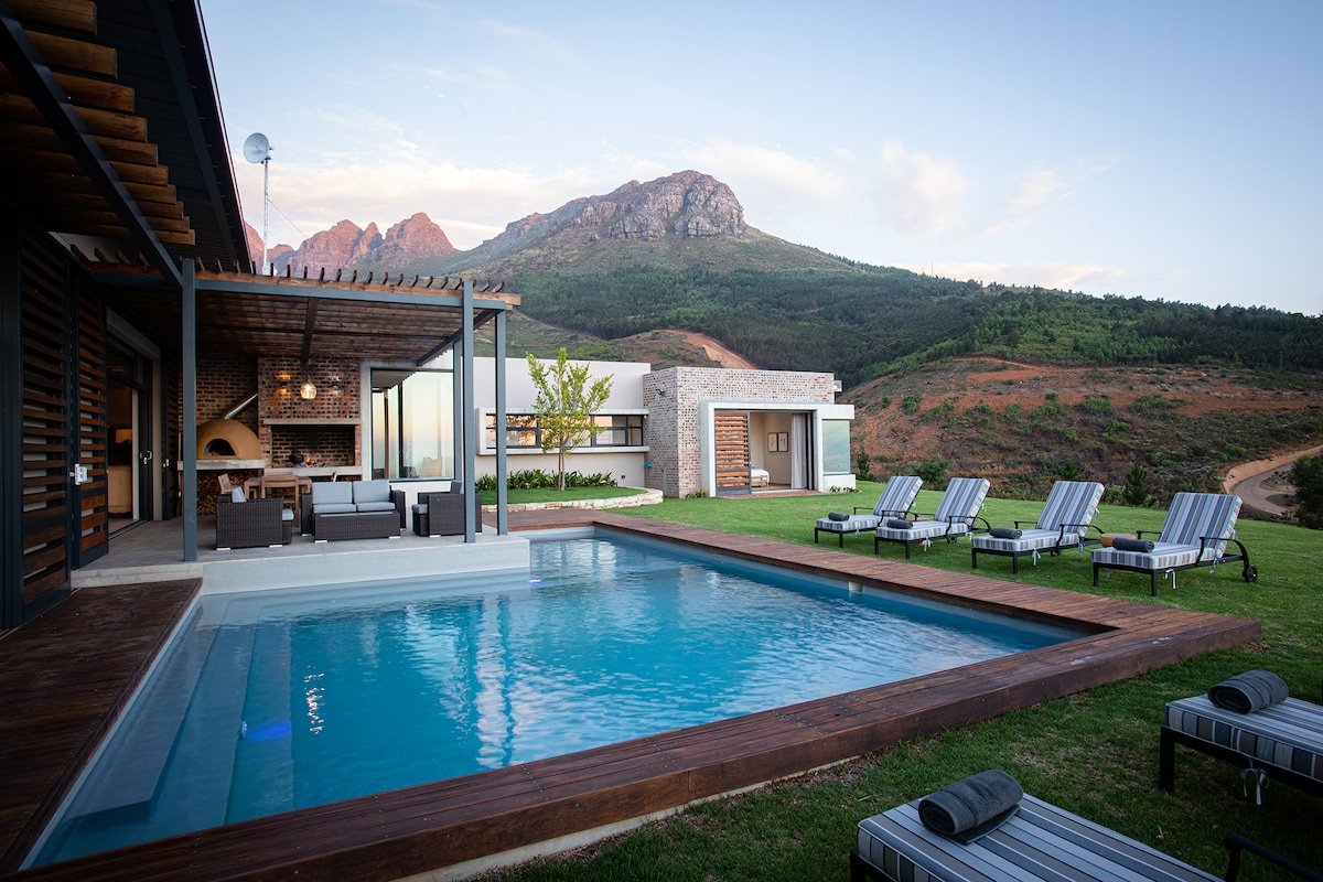 Taaibosch Collection@Farsight Villa
