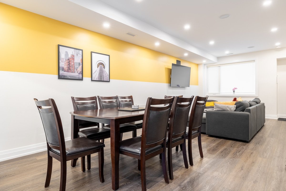 Bright Modern Private Oasis Whole Laneway 3BR 3BA gallery image 2