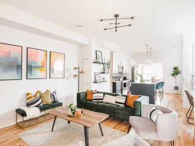 Maison Charlevoix – Luxury 3BR Condo on the Canal