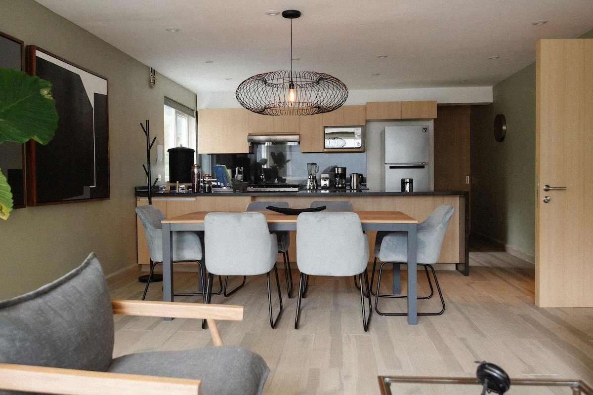 Premium 2BR Next to Ritz Carlton | Balcony gallery image 2