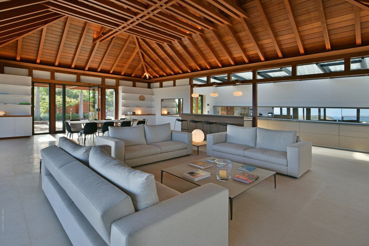 Thelma gallery image 2