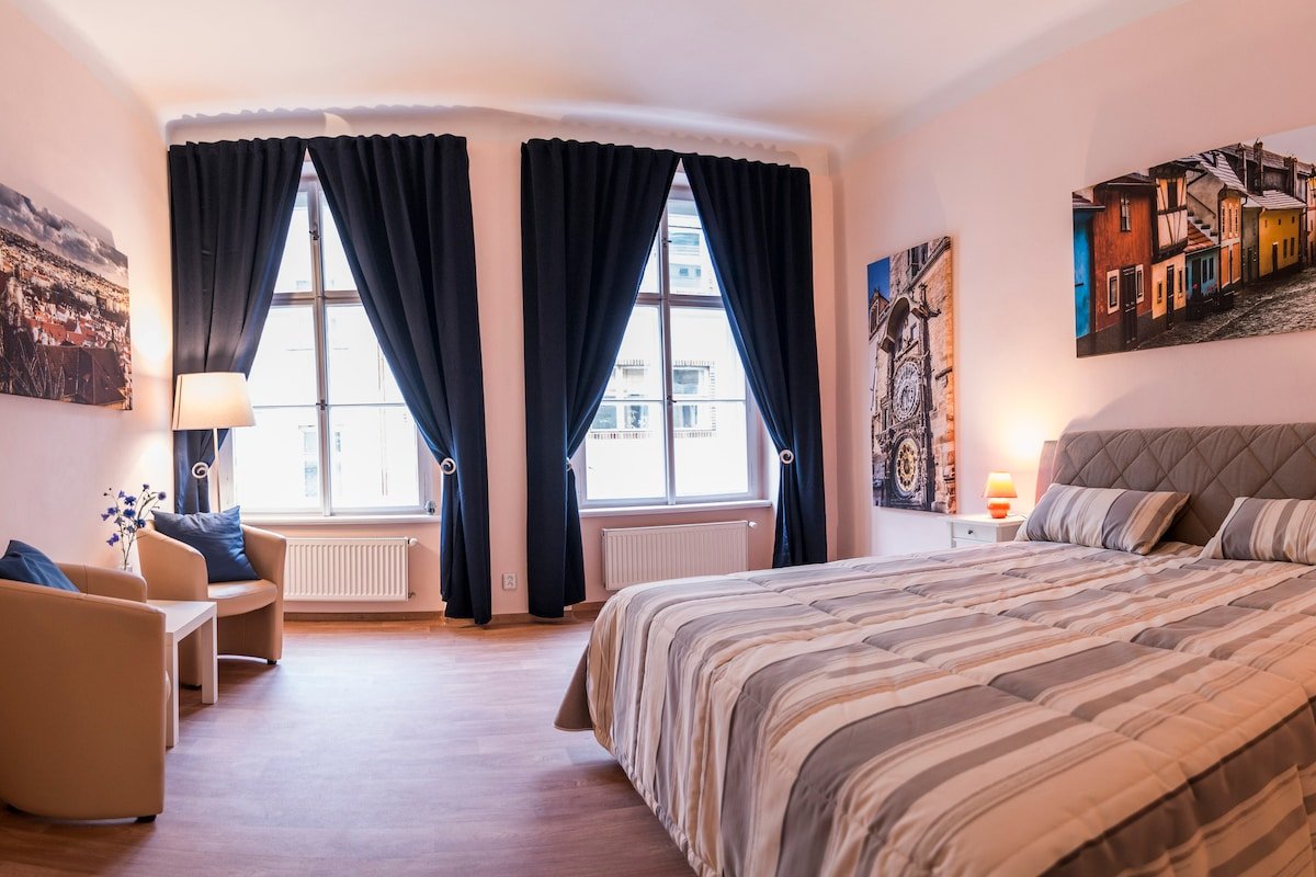 4 Bedrooms Comfortable Apartment in the Center gallery image 4