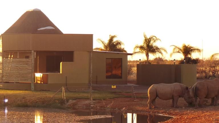Lapa Lange Game Lodge Executive Villa