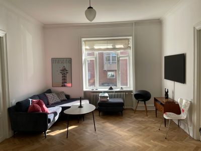 LIGE VED FREDERIKSBERG HAVE