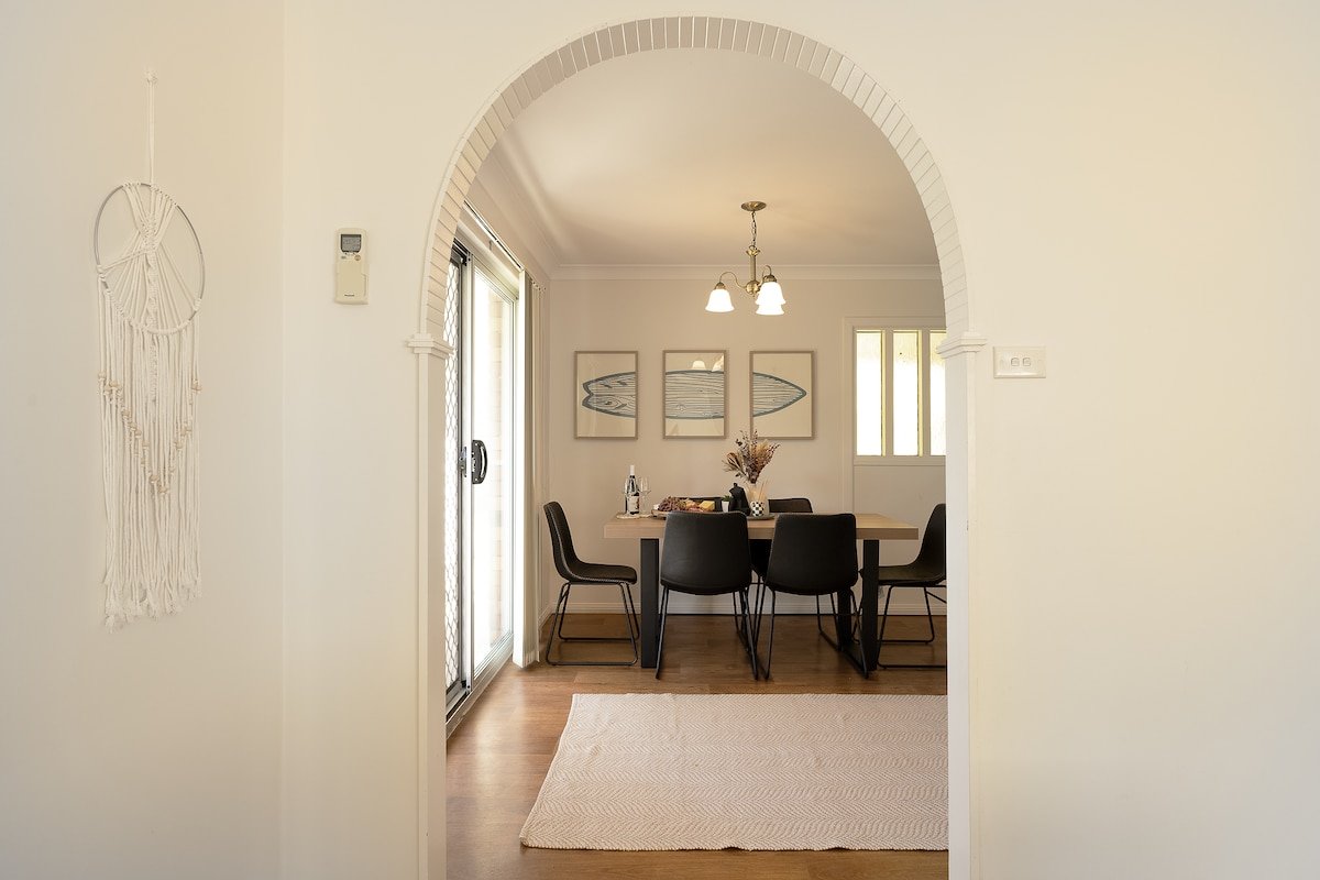 Coffs Harbour Family Oasis: Pool, Games & Fire Pit gallery image 4