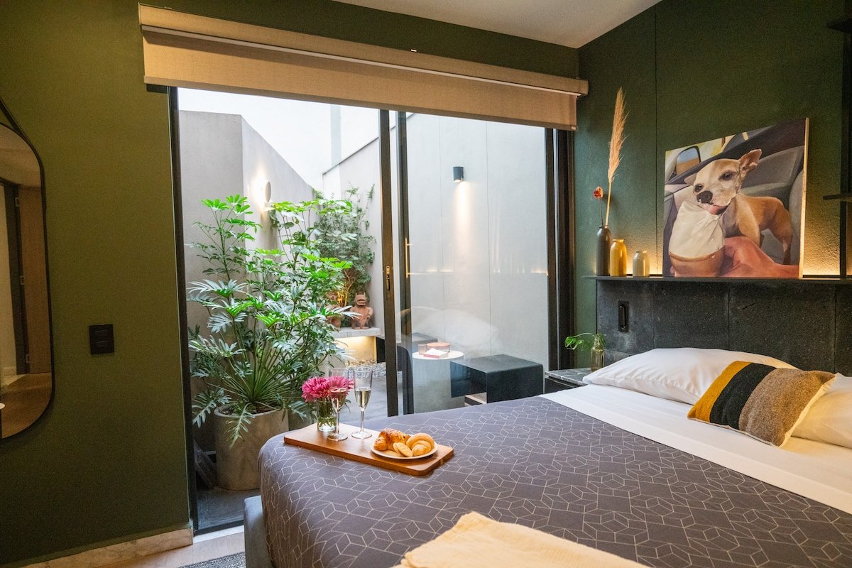 Luxury Roma Norte – Condesa – Private Patios – Gym gallery image 3