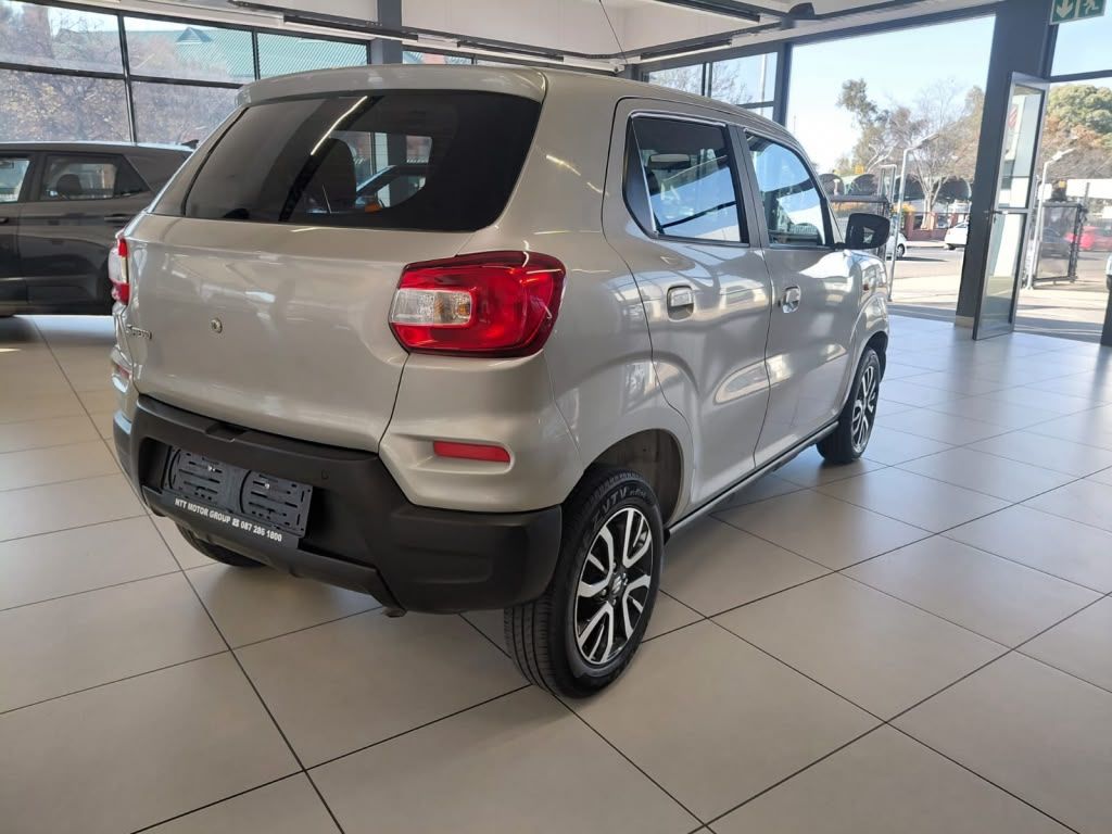 Used car gallery