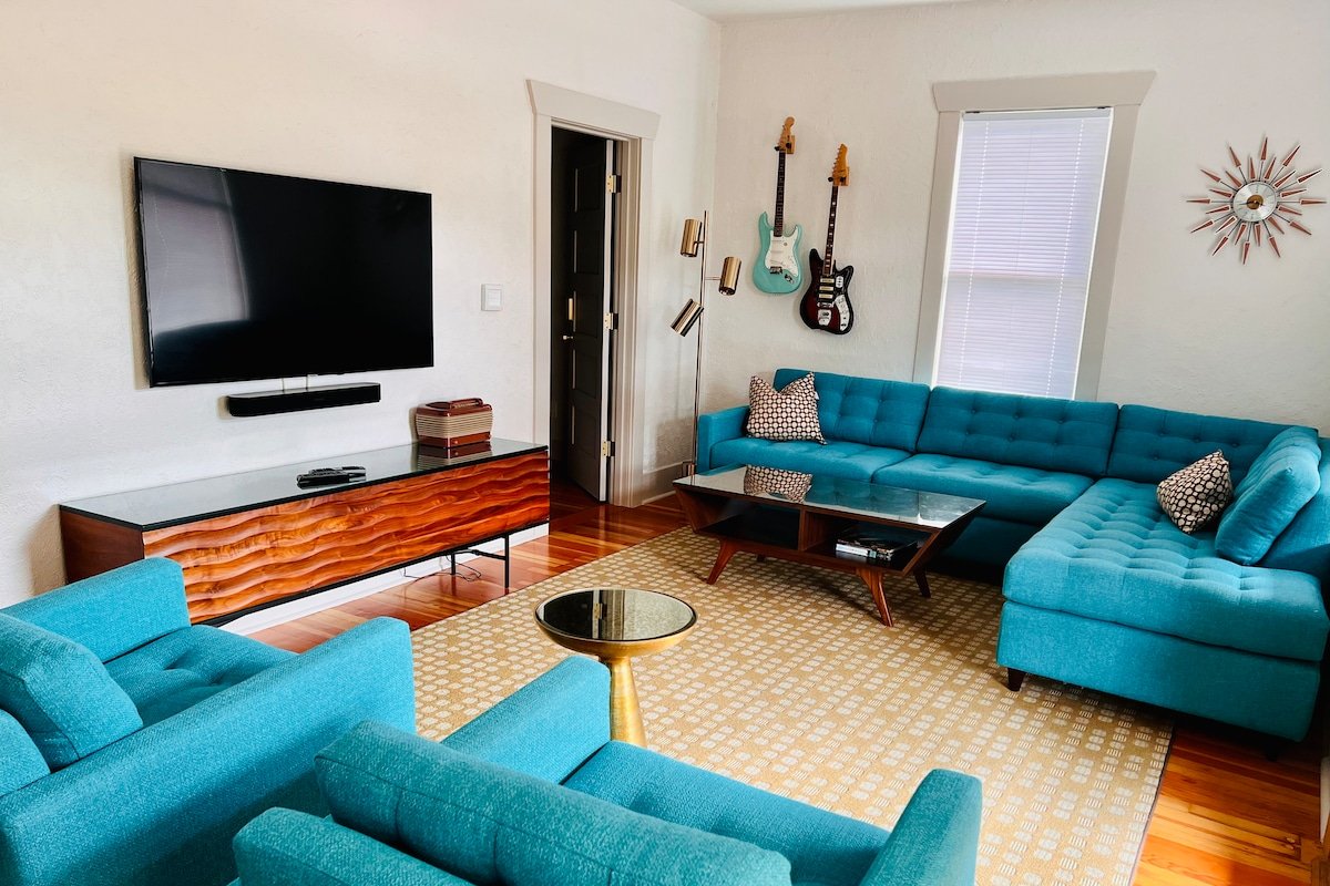 The Del-Ritz gallery image 3