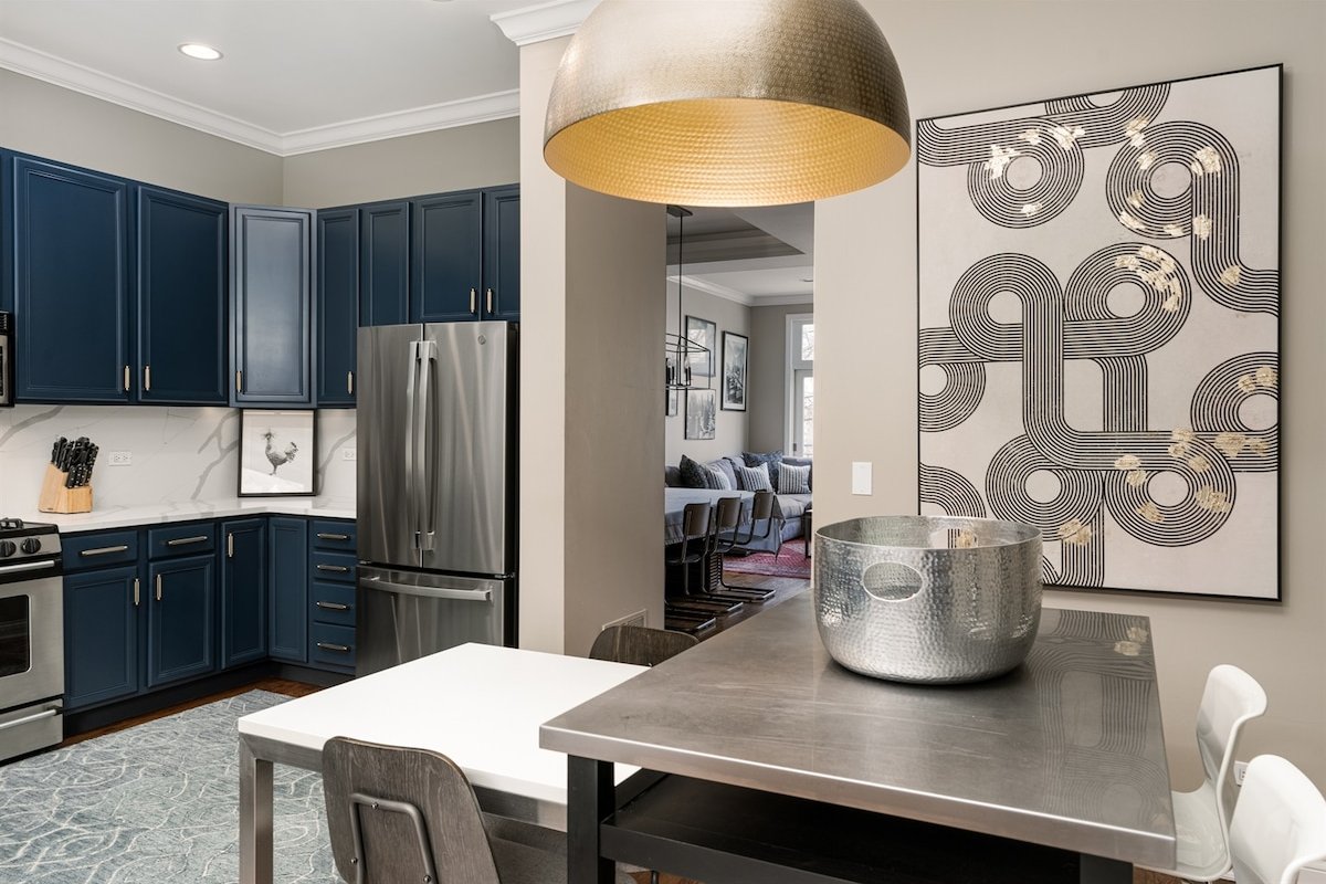 Spacious 4-Level/4-Bedroom Townhouse in West Loop gallery image 5