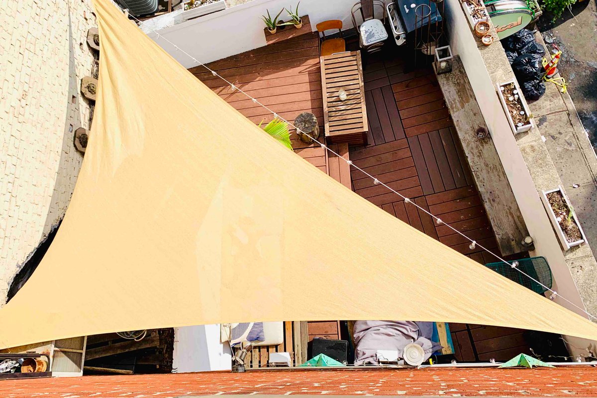 Two Bedroom in a townhouse with a patio in Nolita!