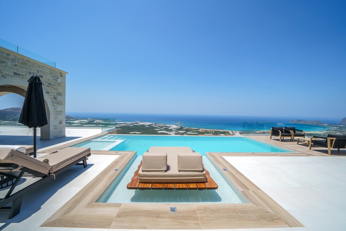 Luxury Villa Argo, private pool, Sea view, BBQ gallery image 2