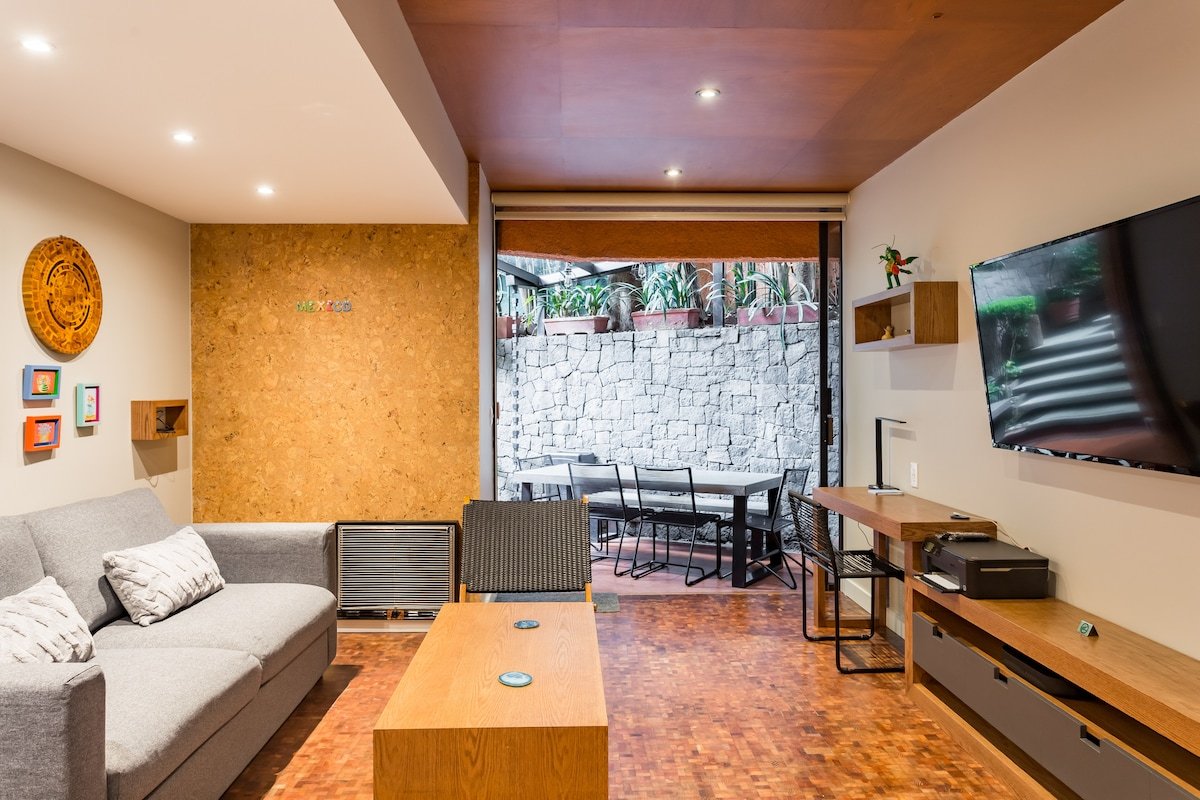 Exclusive & Private Reforma Lomas Garden Security gallery image 5