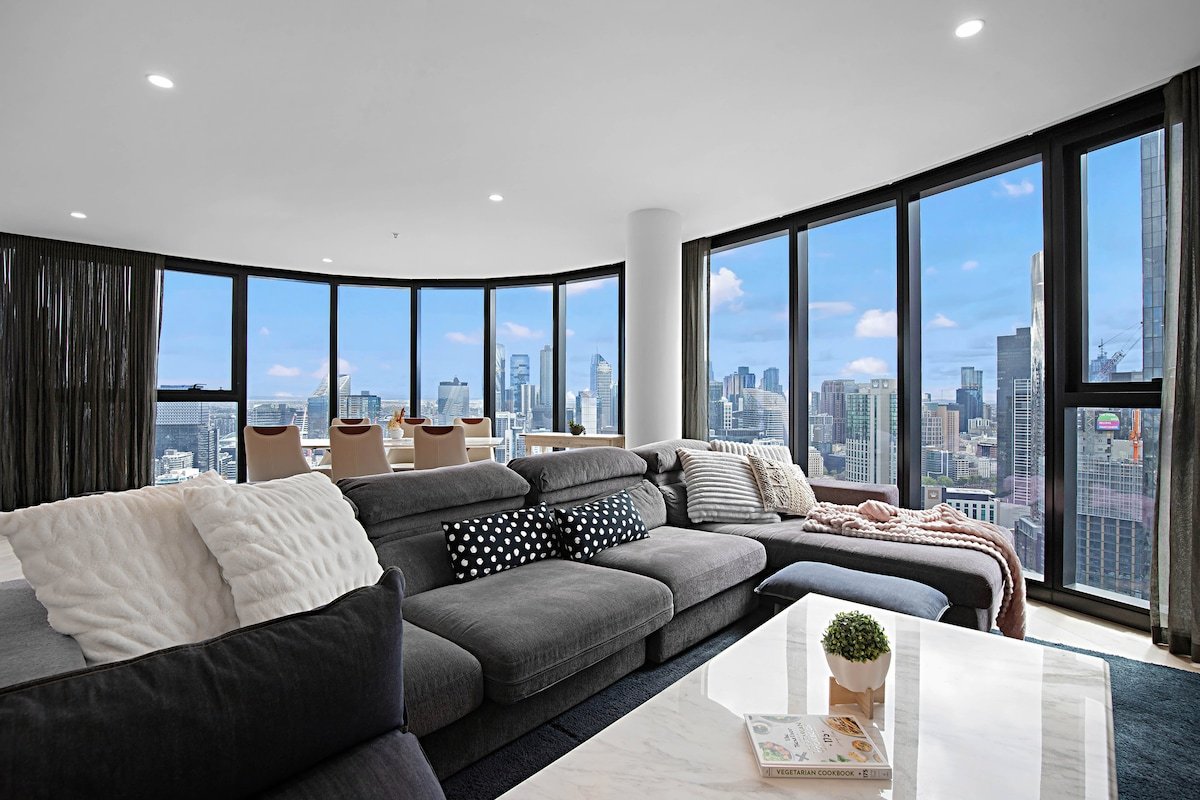 Sub-Penthouse with Stunning View gallery image 3