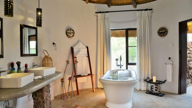 Wildtrack Safaris Eco Lodge Luxury Chalets