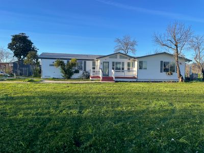 Serene beautiful farmhouse