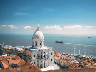 GLAMOROUS AND CENTRAL ALFAMA RIVERVIEW