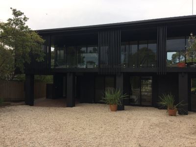 LOCATION LOCATION TO OCEAN GROVE MAIN BEACH