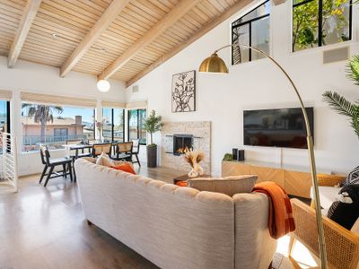 Luxe Retreat Steps to Beach & Shops | Free Parking