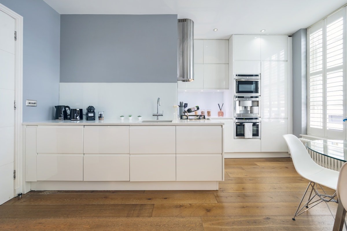 Prime 2-Bedroom Apartment in London’s Theatreland gallery image 2