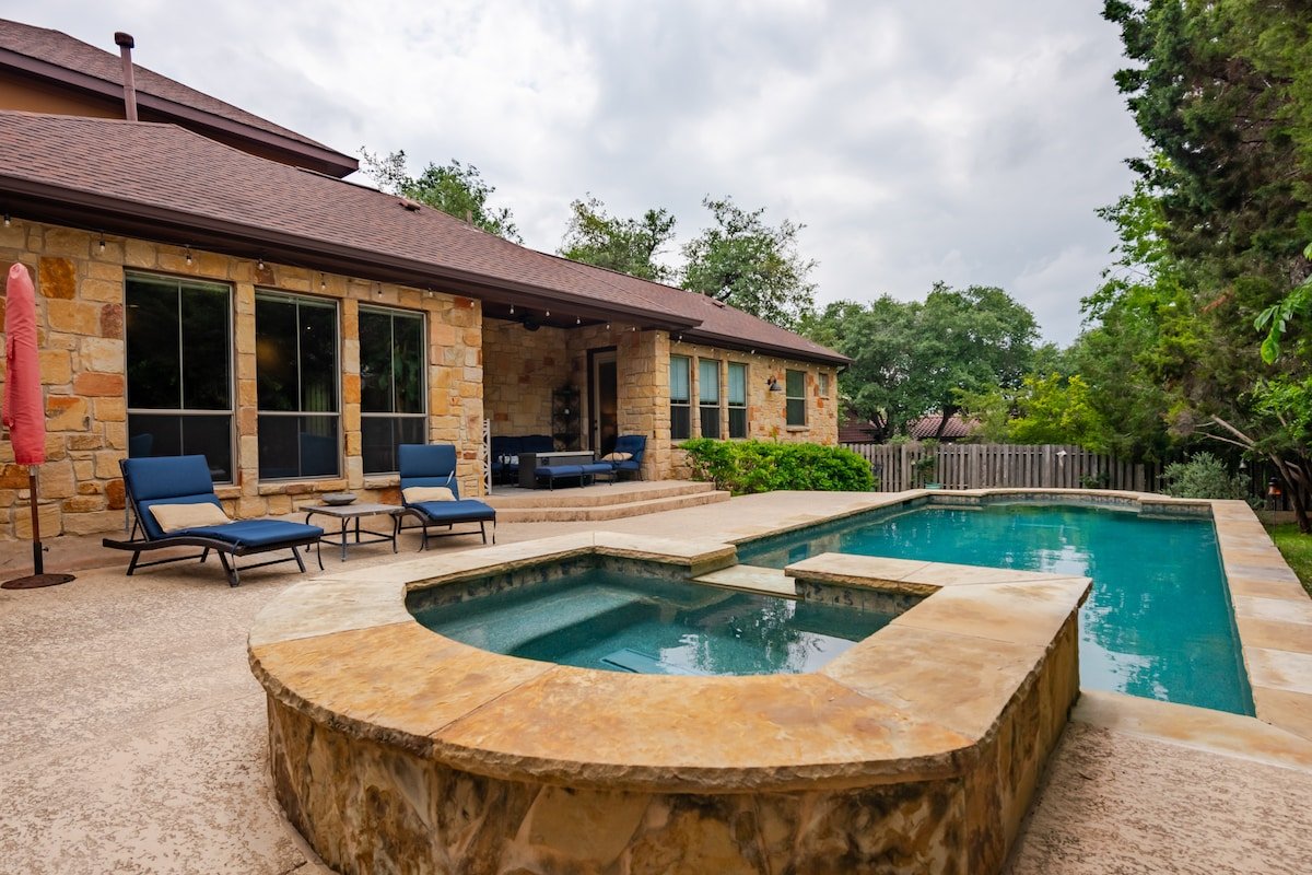 Pool/Spa, Pet friendly, Downstairs Master gallery image 2