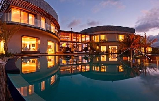 Photo 1 of Villa Lothian accommodation in Grabouw, Cape Town with 8 bedrooms and 8 bathrooms