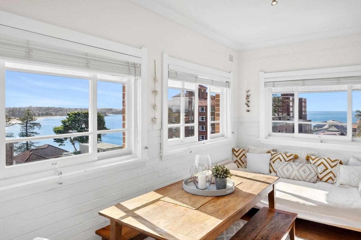 Manly Ocean View apartment gallery image 2