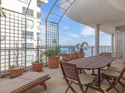 Spectacular Views ~ Penthouse Apt. *Backup Power*