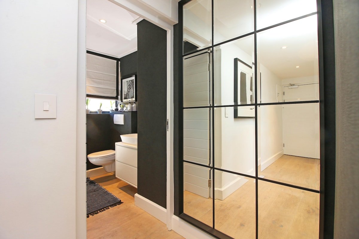 Eclipse Luxury Penthouse gallery image 5