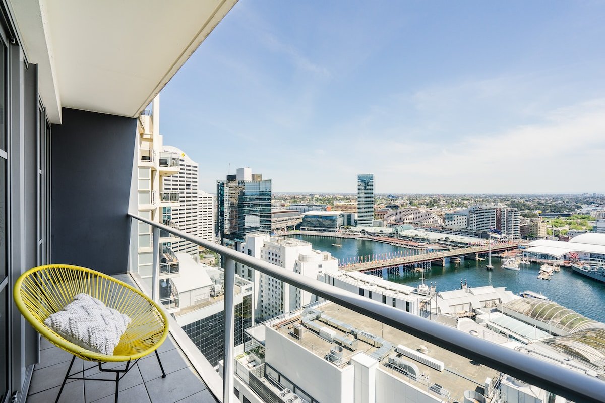 City Center Harbour View Three Bedrooms Penthouse gallery image 2