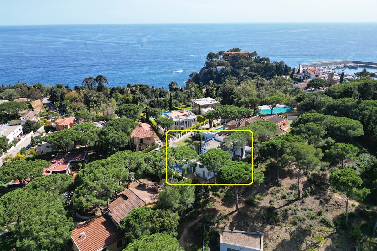 ★ CoastalVillas – Villa La Calma ★ beach luxury gallery image 5