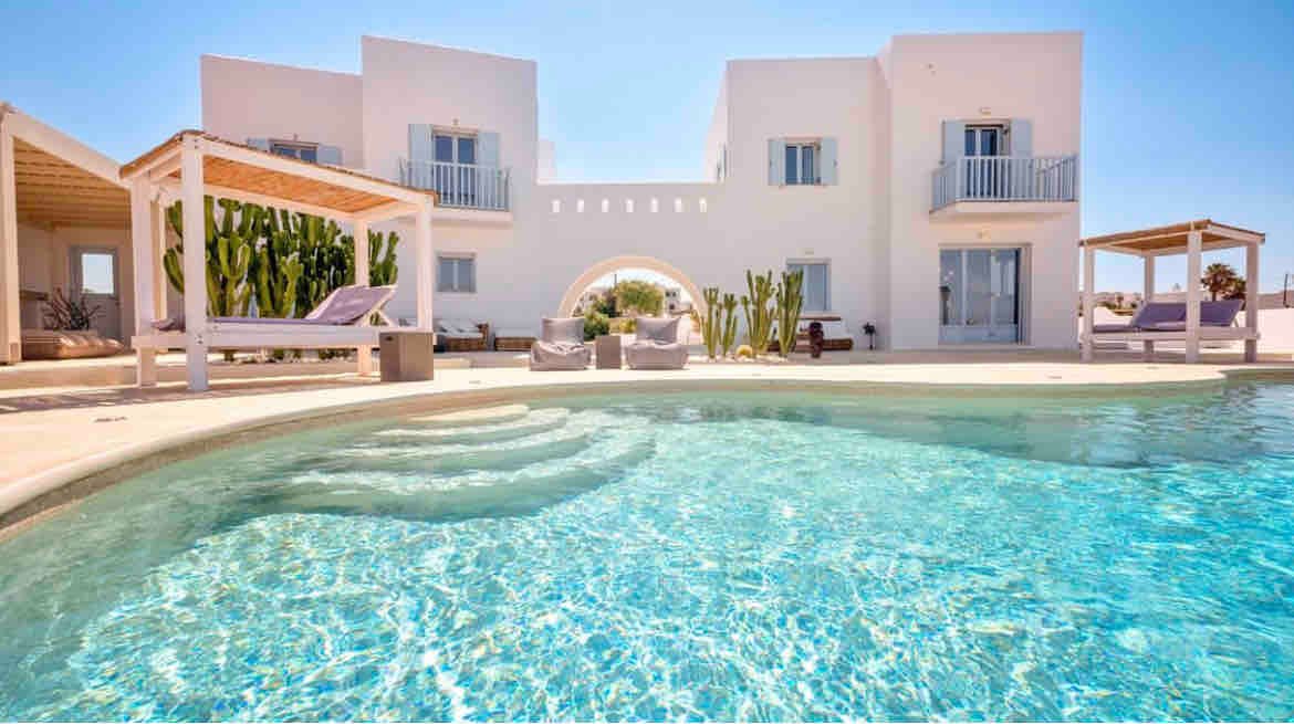 Luxury Villa , with unique architecture gallery image 2