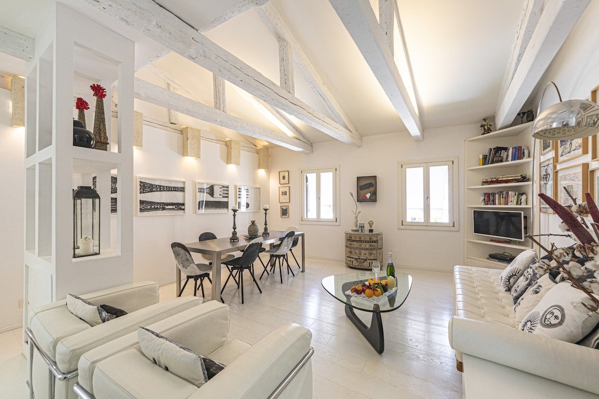 Sole&Luna Residence Design gallery image 3